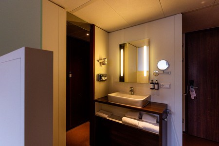 Heerlijke badkamer in de Family Room.