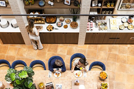 Breakfast buffet with a surprisingly wide selection of regional products!